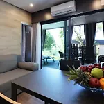 Adrialux Mobile Homes 3* سيلتسي