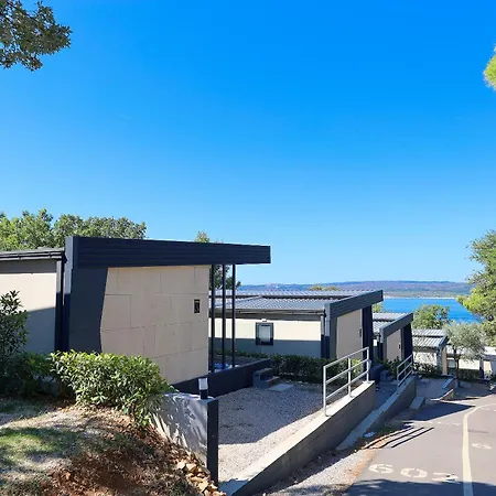 Adrialux Mobile Homes Kompleks wypoczynkowy 3*