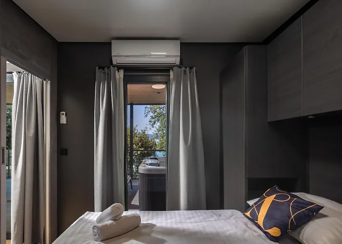 Adrialux Mobile Homes 3* Selce