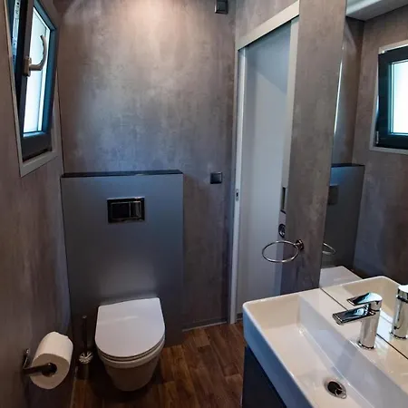 Adrialux Mobile Homes 3*