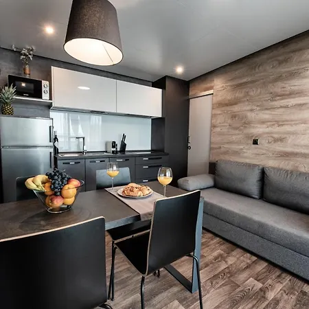 Adrialux Mobile Homes Aldeamento Turístico