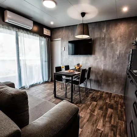 Adrialux Mobile Homes 3* Selce