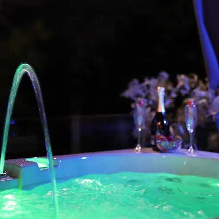 Adrialux Mobile Homes Tatil parkı