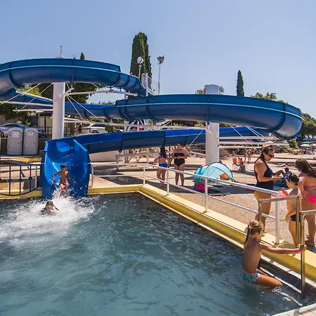 Adrialux Mobile Homes