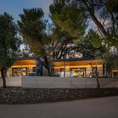 Adrialux Mobile Homes Tatil parkı 3*