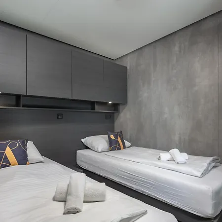 Tatil parkı Adrialux Mobile Homes 3*