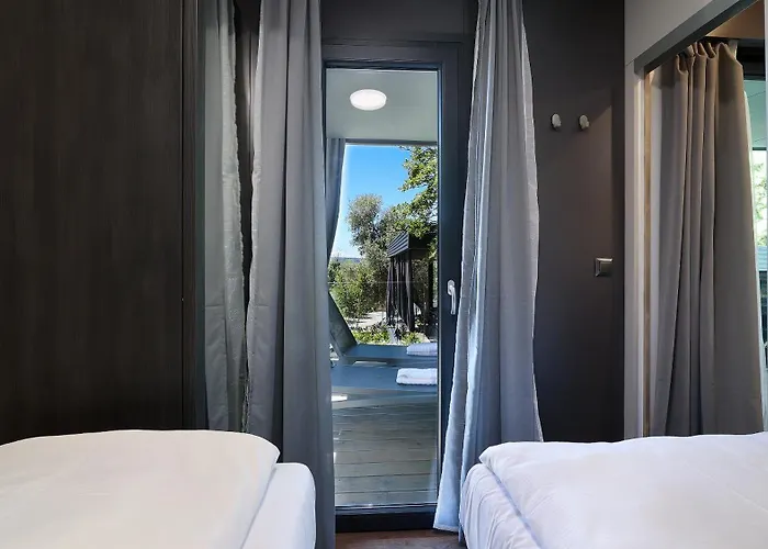 Adrialux Mobile Homes 3*